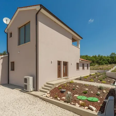 Villa Aria
