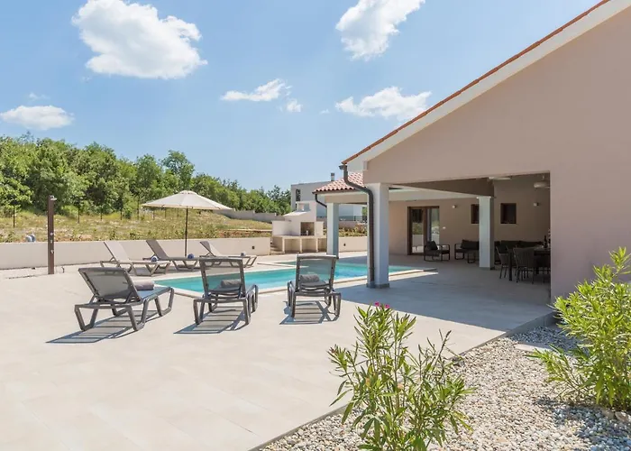 Villa Aria *